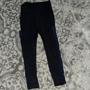 •Athleta Salutation 7/8 stash pocket tight•​